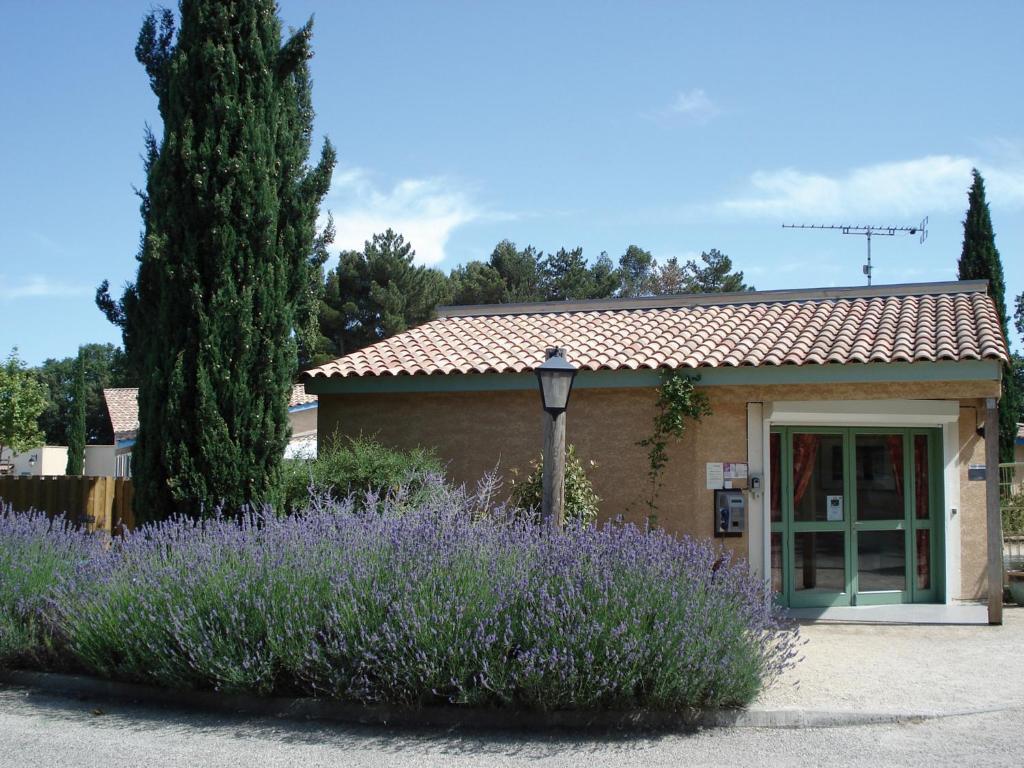 Lagrange Vacances Les Mazets De Gaujac Gaujac  Exterior foto